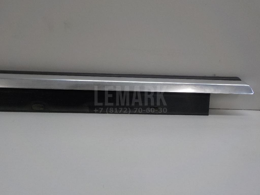 Накладка стекла заднего левого