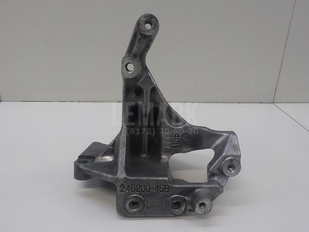 Кронштейн вспомогательных механизмов 8710135010 Toyota