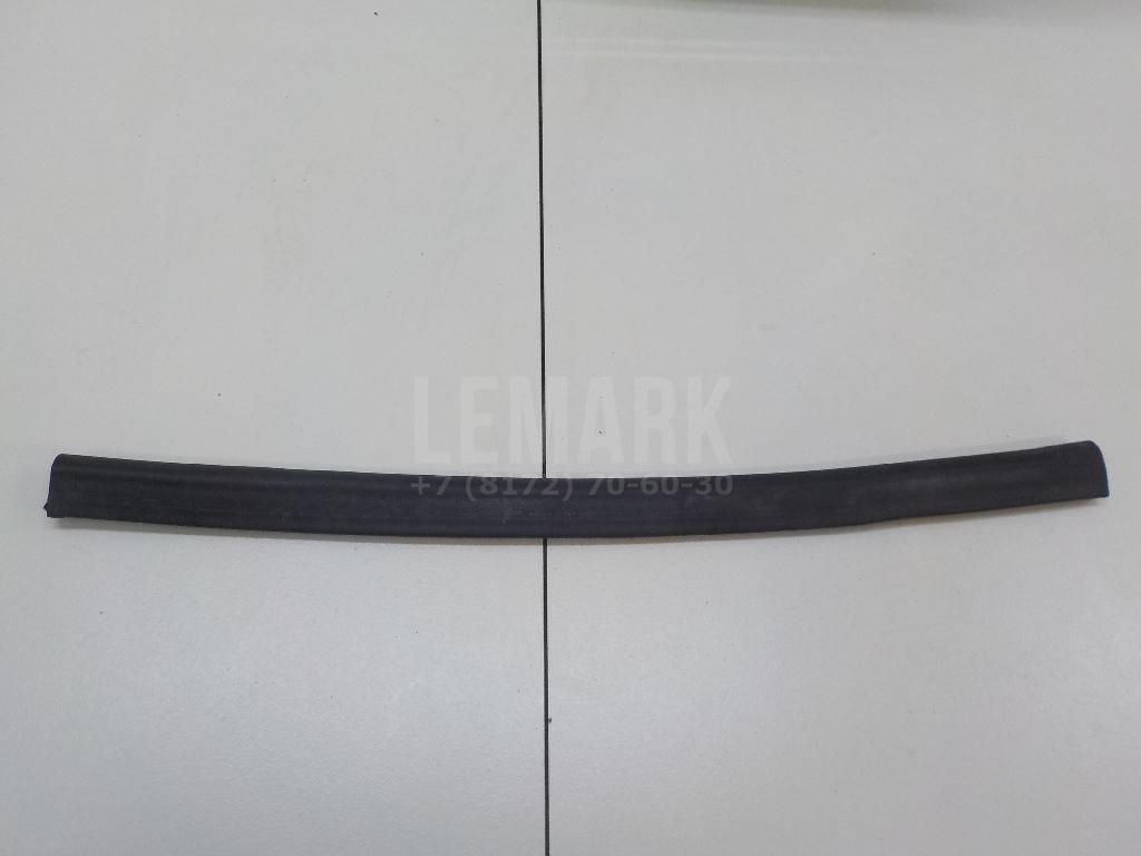 Уплотнитель капота для  Audi A4 [B8] Allroad 2009-2015