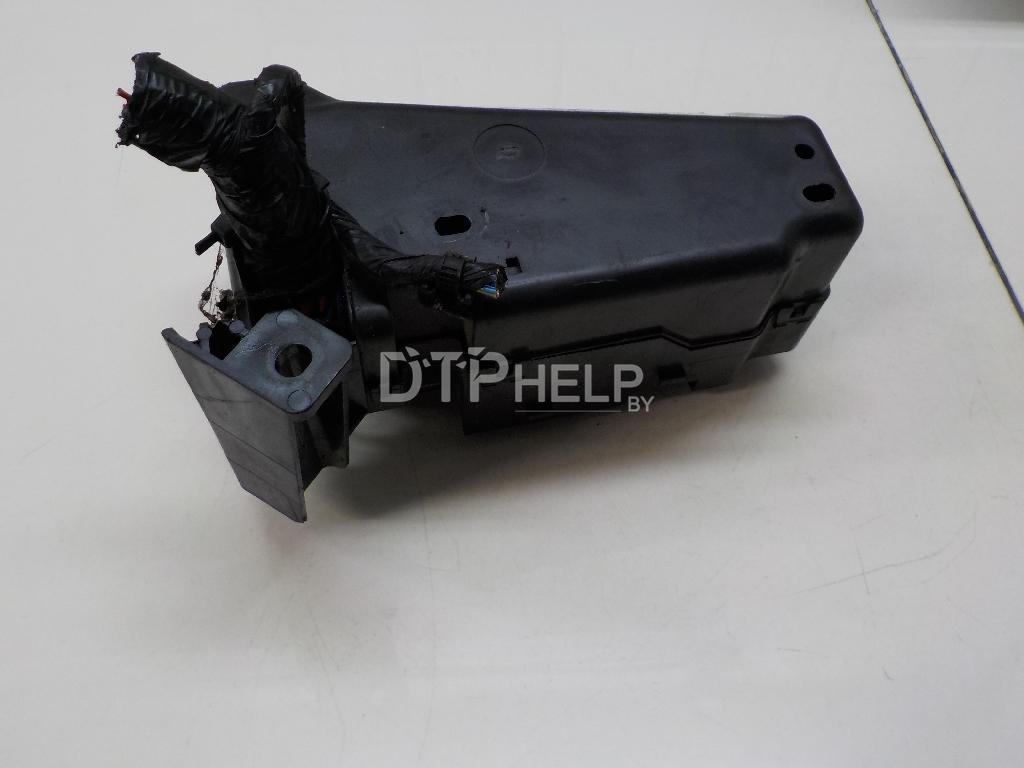 Фото Блок предохранителей для Mitsubishi Pajero/Montero Sport (K9)  1998