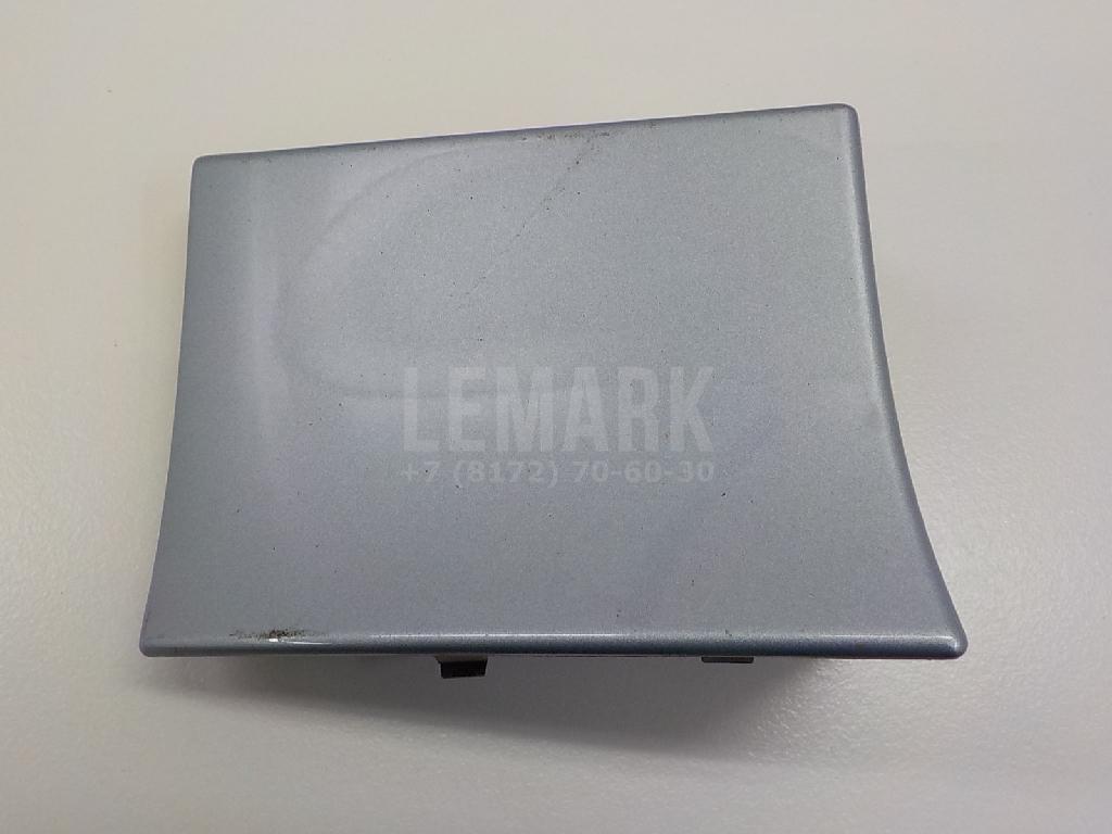 Планка под фонарь левая 5L6813345 VAG
