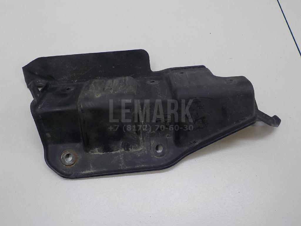 Направляющая заднего бампера правая для  BMW 1-serie E87/E81 2004-2011