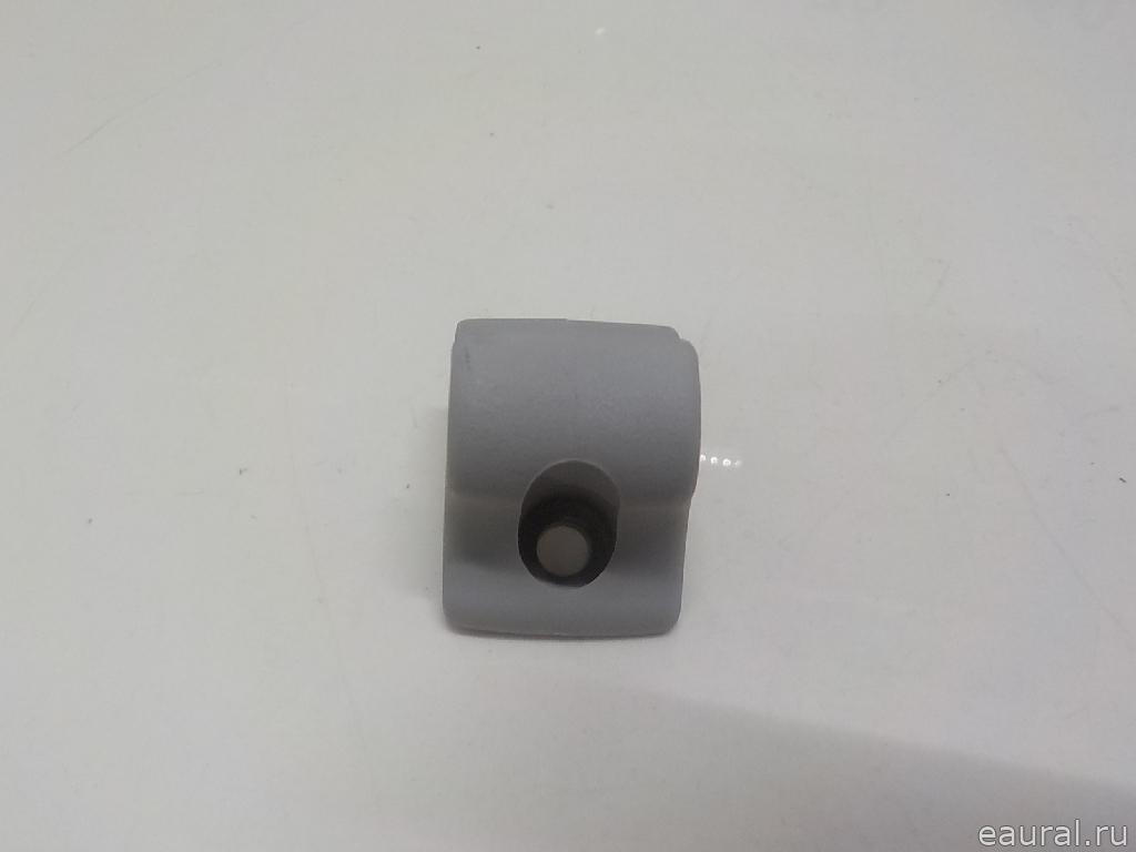 Крючок солнцезащитного козырька
