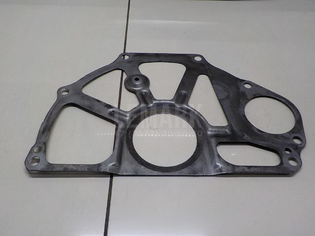 Пластина КПП 1135567011 Toyota