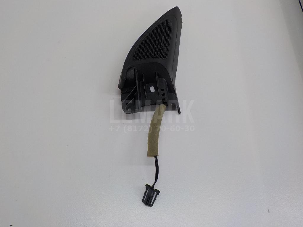 Крышка зеркала внутренняя правая 5K0837974K82V VAG