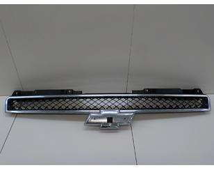 Решетка радиатора для Chevrolet Tahoe III 2006-2014 б/у состояние хорошее