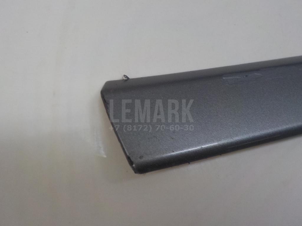 Молдинг передней правой двери для  Ford Fiesta 2008-2019