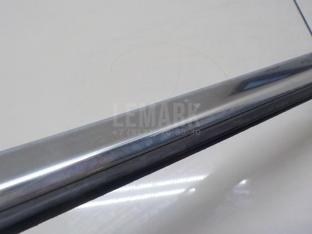 Накладка стекла заднего правого для  BMW X6 E71 2008-2014