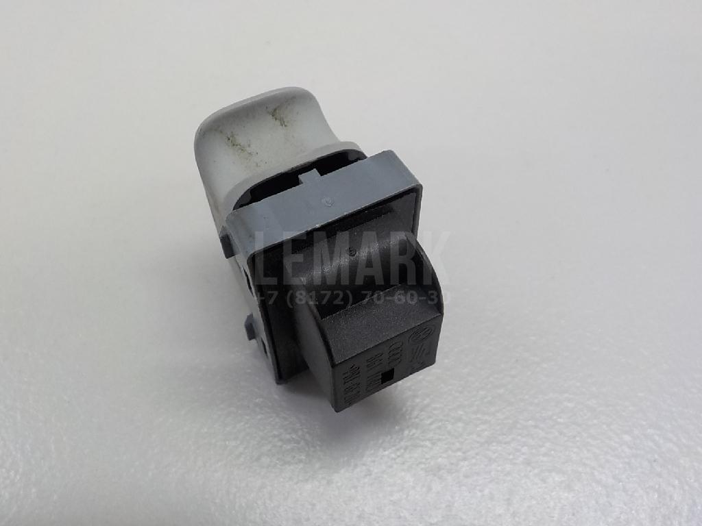 Кнопка люка для  Audi A3 [8P1] 2003-2013