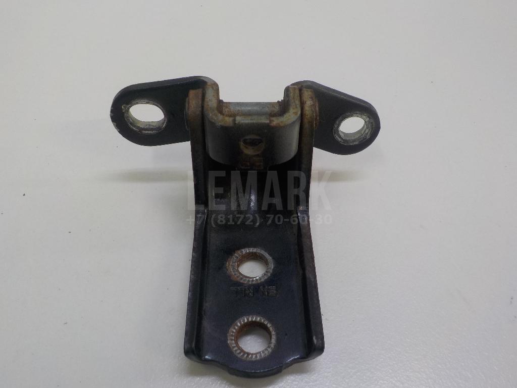 Петля двери задней левой нижняя 793502B020 Hyundai-Kia