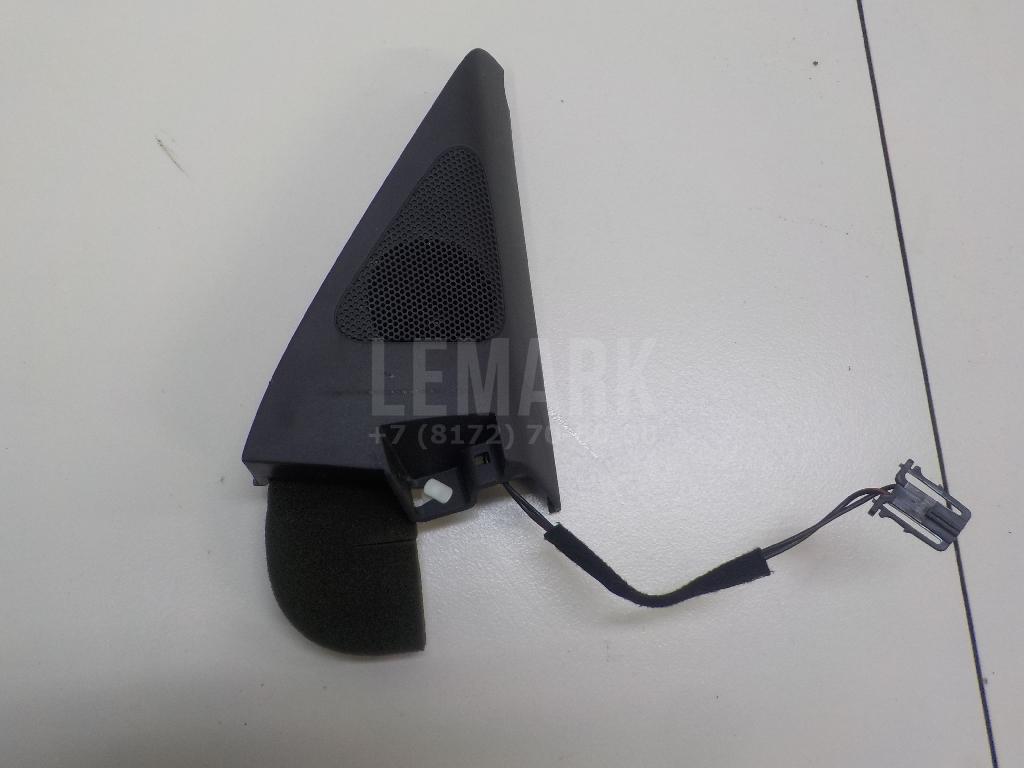 Крышка зеркала внутренняя правая 5N0837974G82V VAG