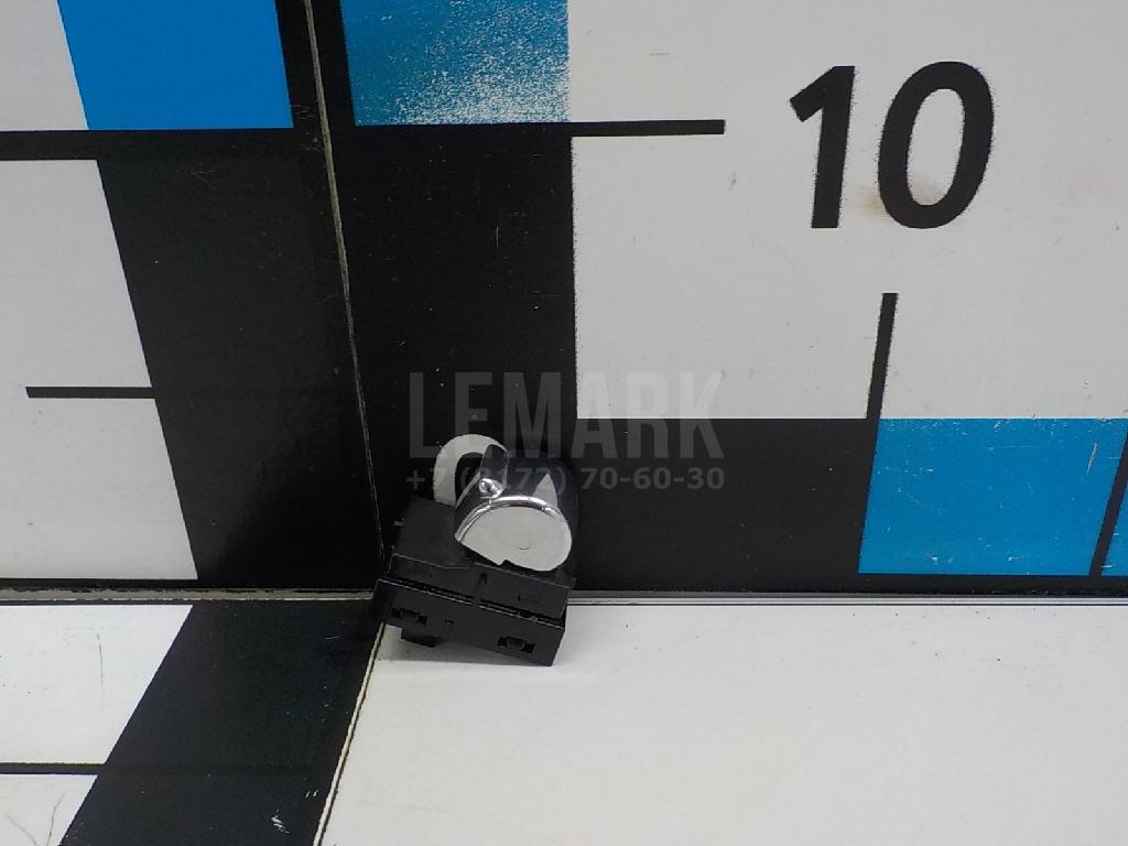 Кнопка стеклоподъемника для  BMW X7 G07 2018