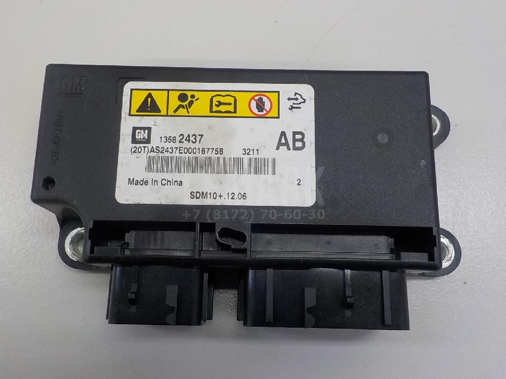 Блок управления AIR BAG 13582437 GM