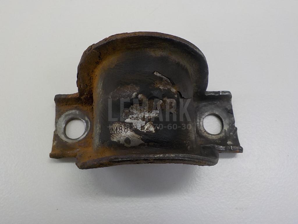 Кронштейн крепления заднего стабилизатора 1731857 Ford