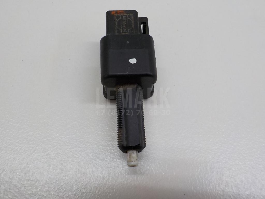 Датчик включения стопсигнала 25320WL000 Nissan