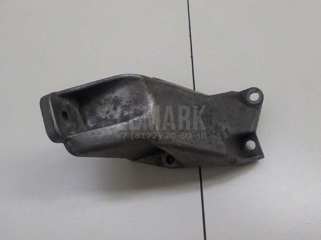 Кронштейн двигателя левый 8D0199307L VAG