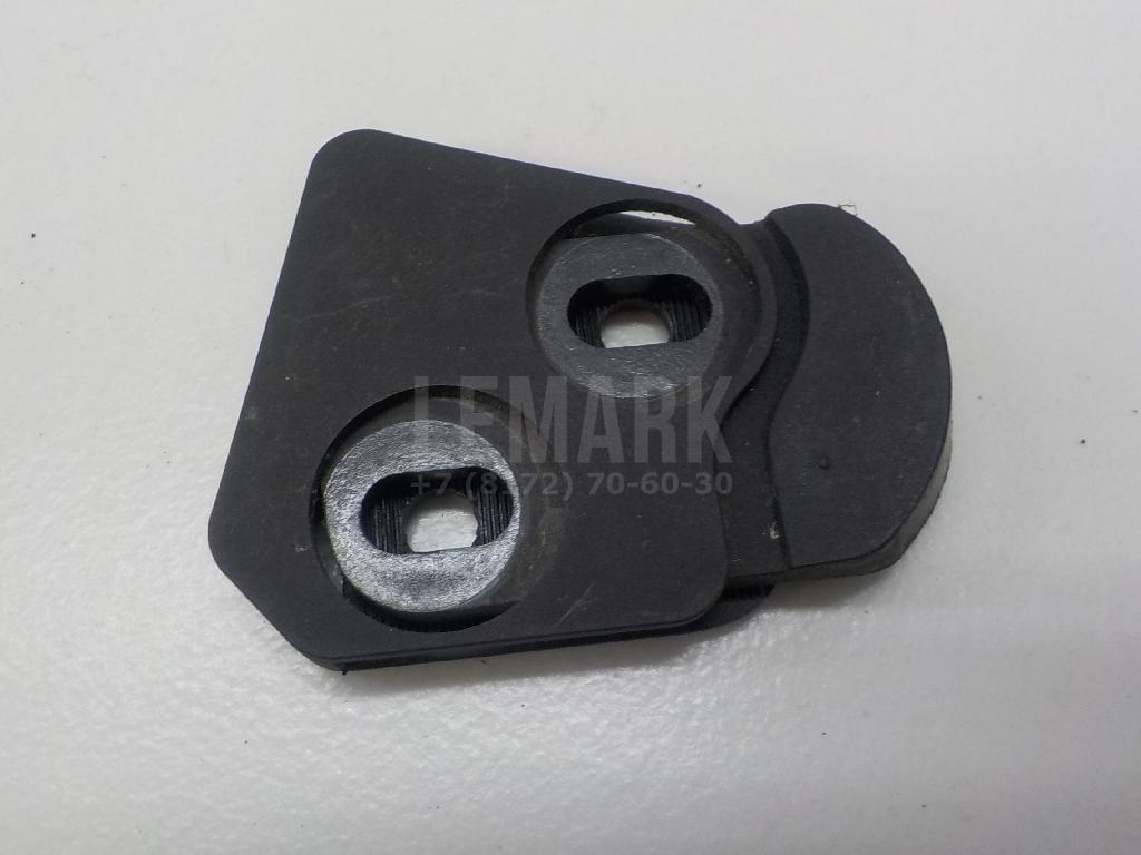 Направляющая двери багажника 7L6827679B VAG