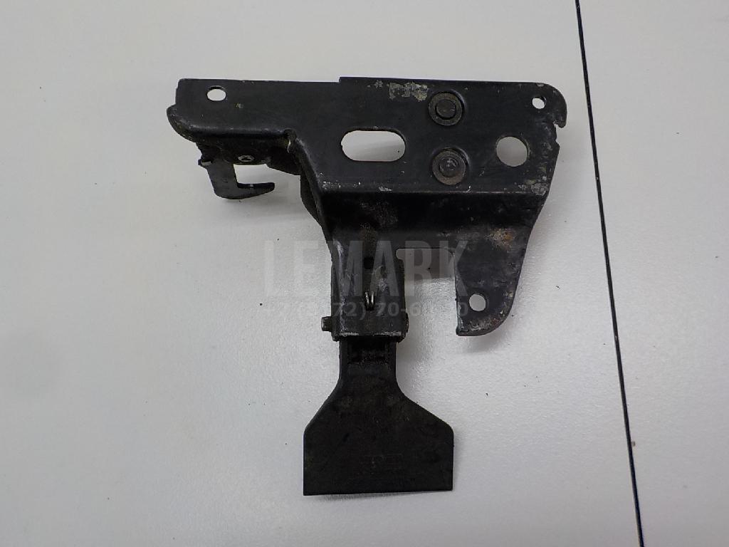 Крючок капота для  Audi A6 [C4] 1994-1997