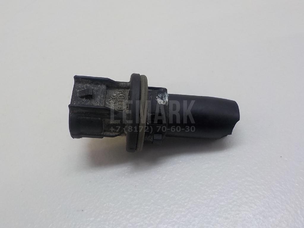 Патрон лампы 8151542050 Toyota
