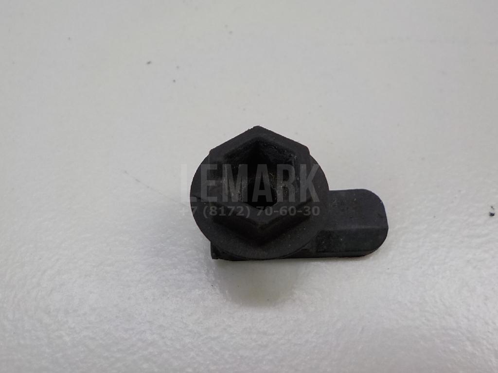 Крепеж (клоп) для  BMW X6 F16/F86 2014-2020