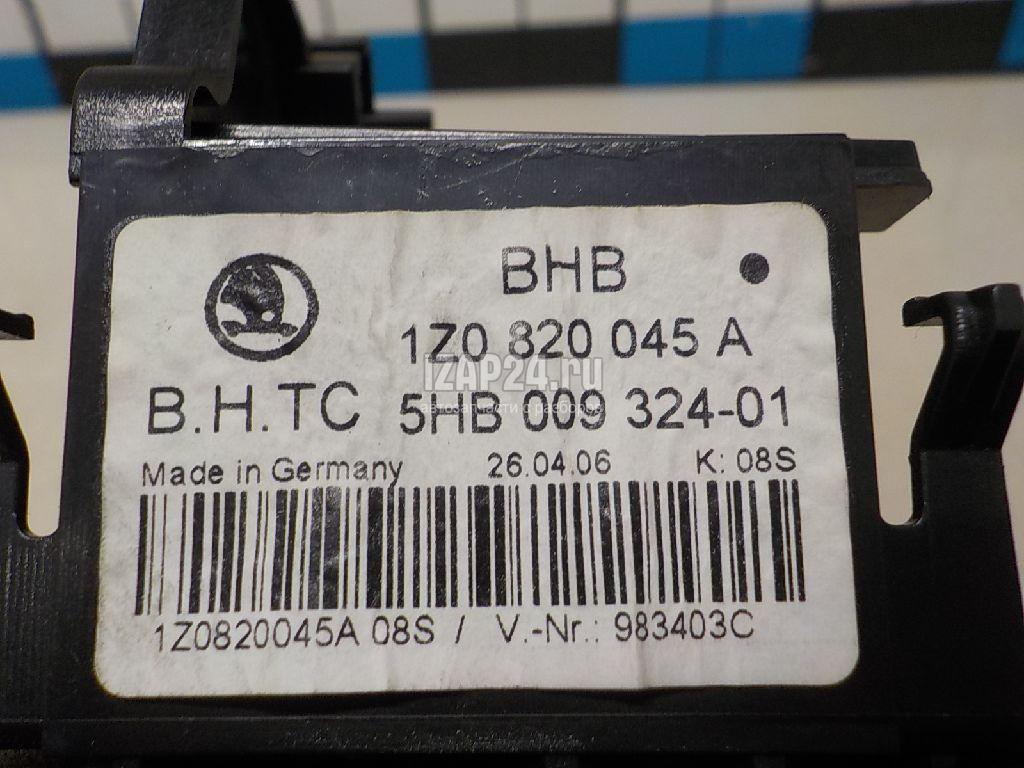 1Z0820047K3X1 Блок управления отопителем VAG Octavia (A5 1Z-) (2004 - 2013)