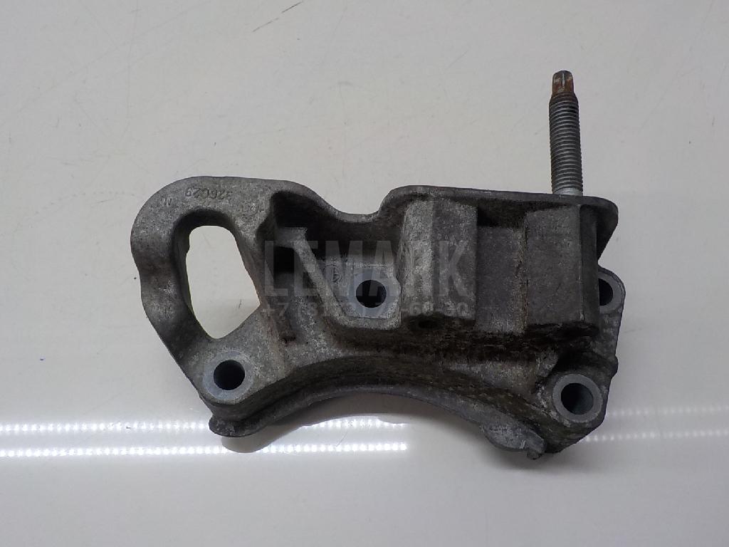 Кронштейн двигателя правый 1595367 Ford