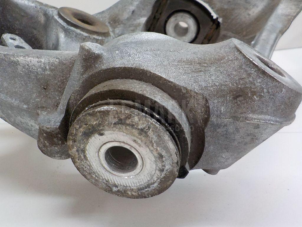 Кулак поворотный задний левый для  Audi Q3 (8U) 2012-2018