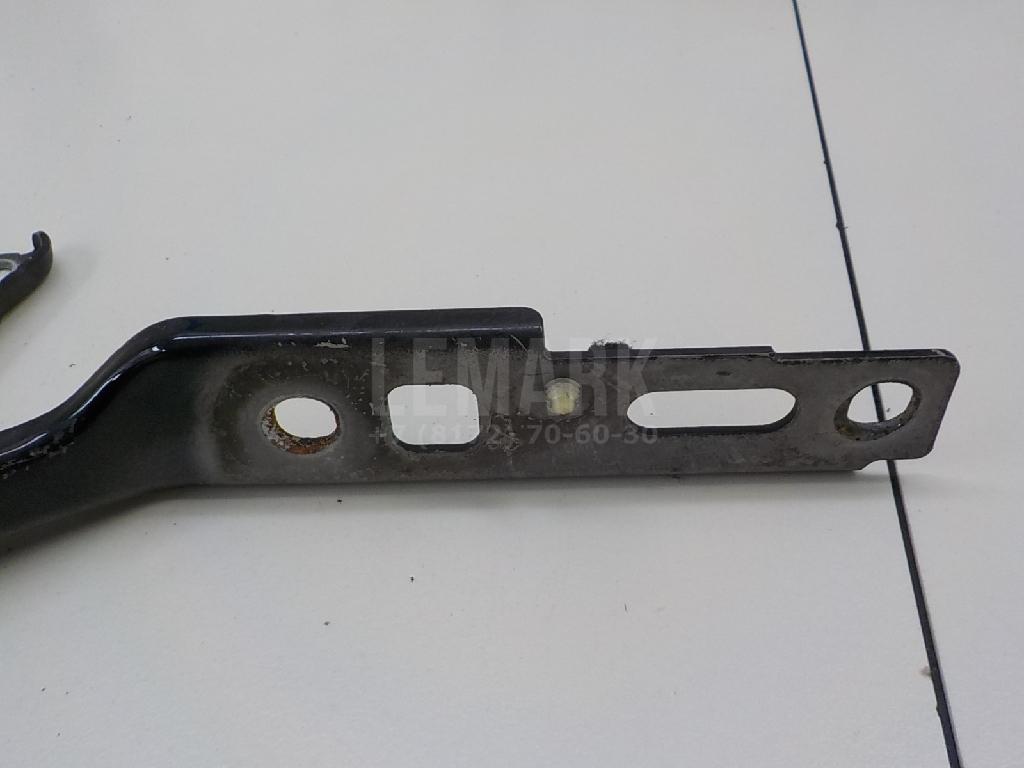 Петля капота правая