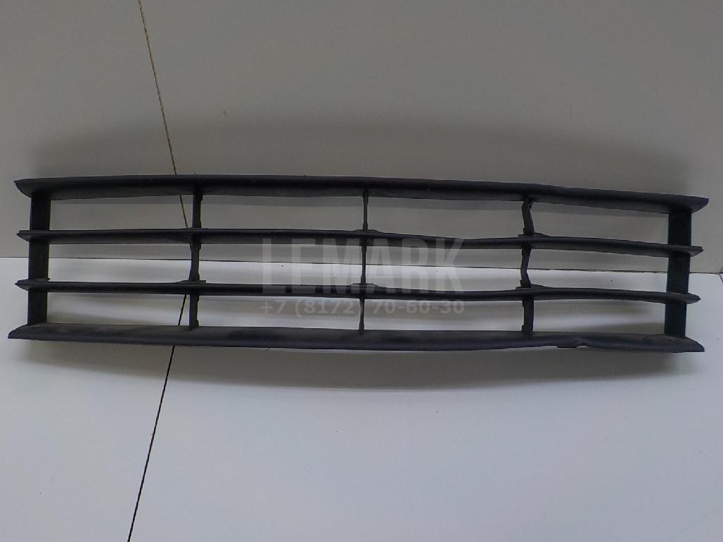 Решетка в бампер центральная 1Z0853677C VAG