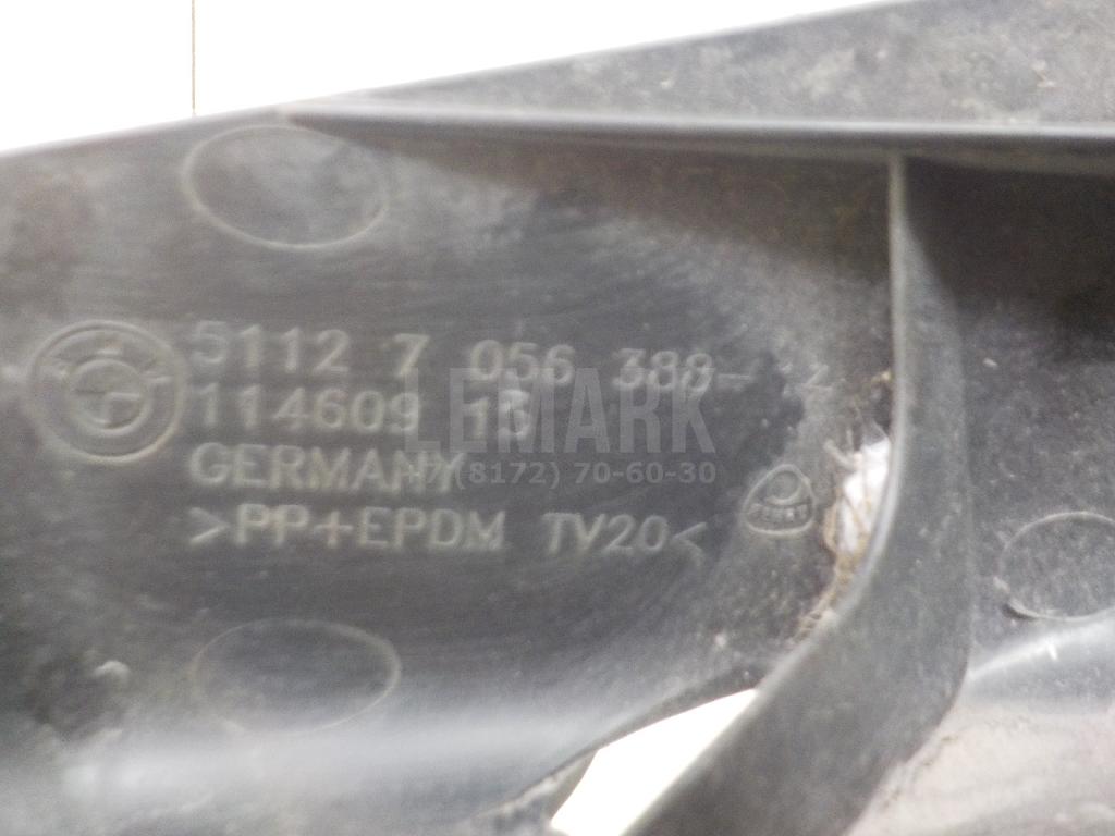 Направляющая заднего бампера