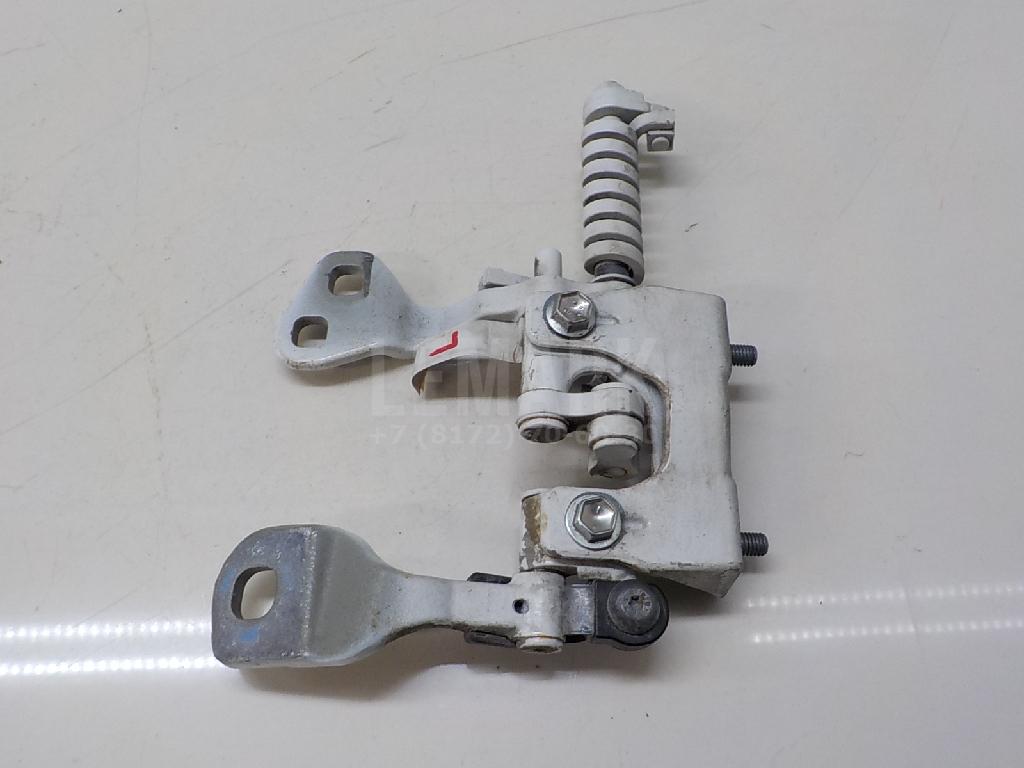 Петля двери багажника для  BMW X3 E83 2004-2010