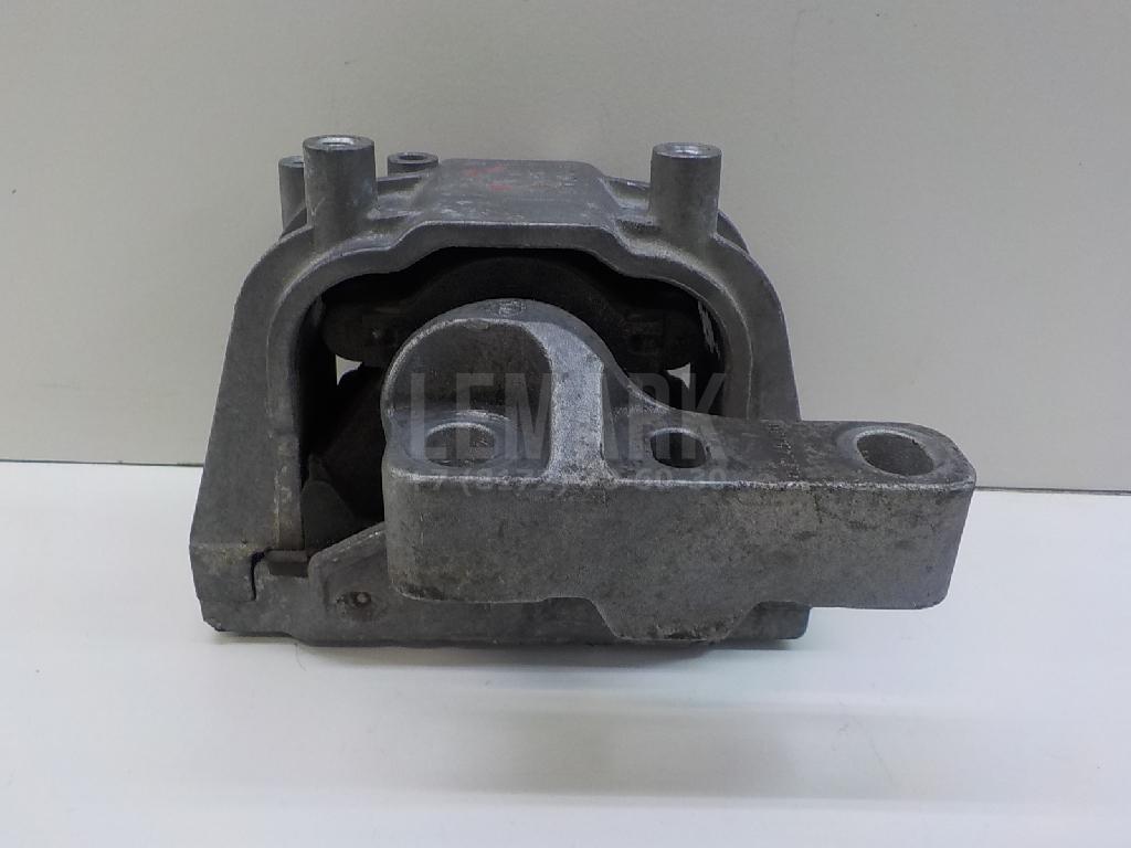 Опора двигателя правая 1K0199262CE VAG