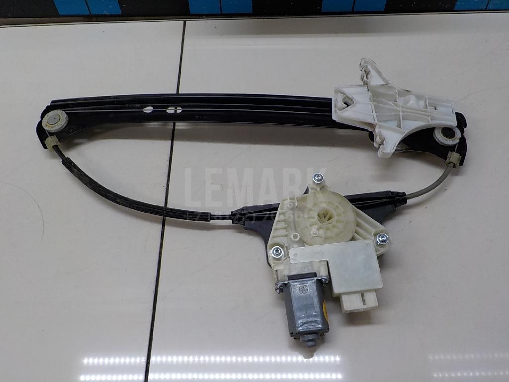 Стеклоподъемник электр. задний правый 3G9839462B VAG