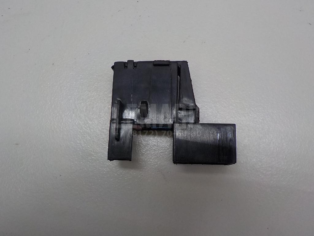 Крепеж 1253075 Ford