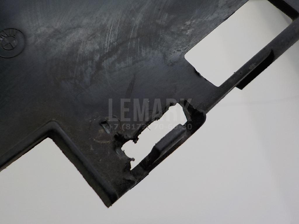 Решетка в бампер правая для  BMW X5 E70 2007-2013