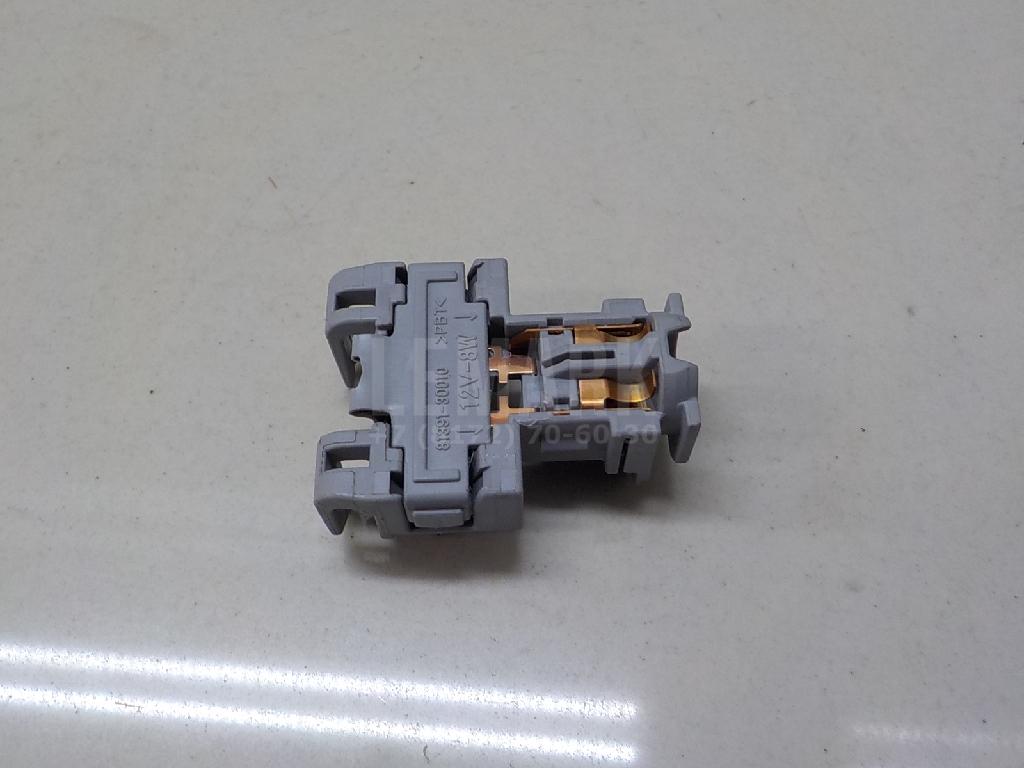 Патрон лампы 8139130010 Toyota