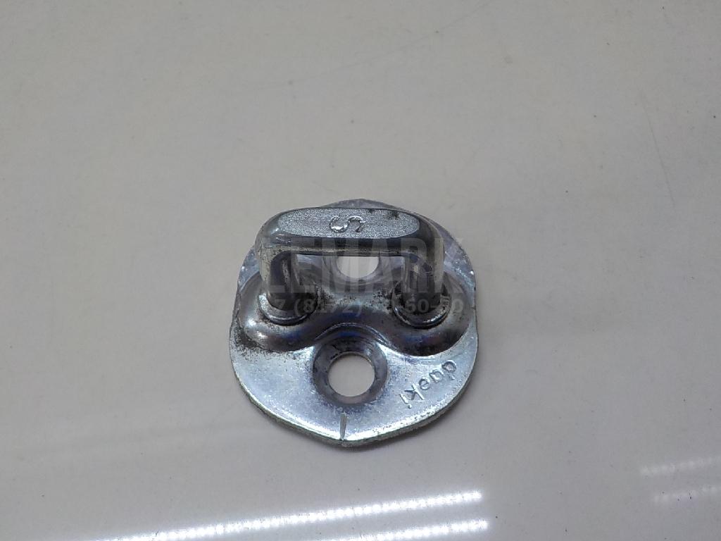 Ответная часть замка двери 814503R000 Hyundai-Kia