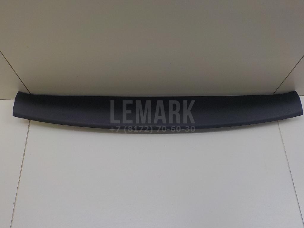Обшивка двери багажника 6793942040C0 Toyota