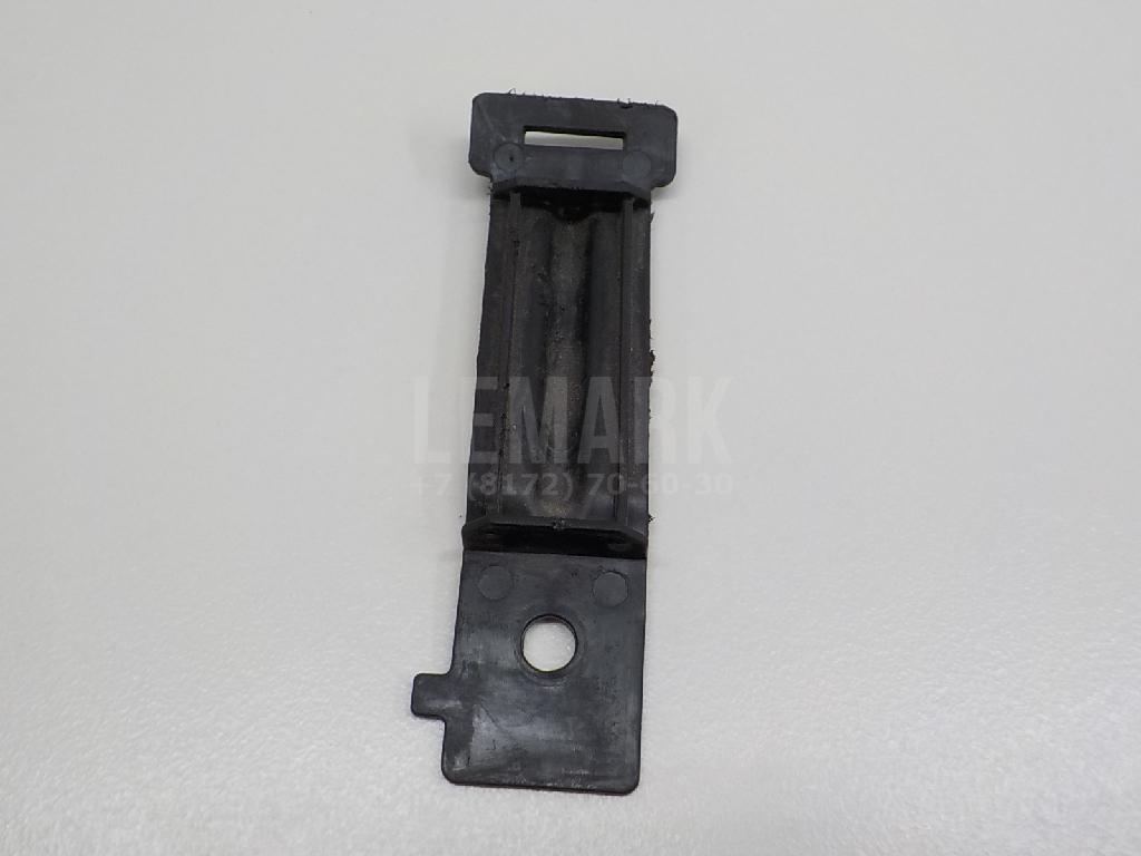 Кронштейн заднего бампера 86633F1000 Hyundai-Kia