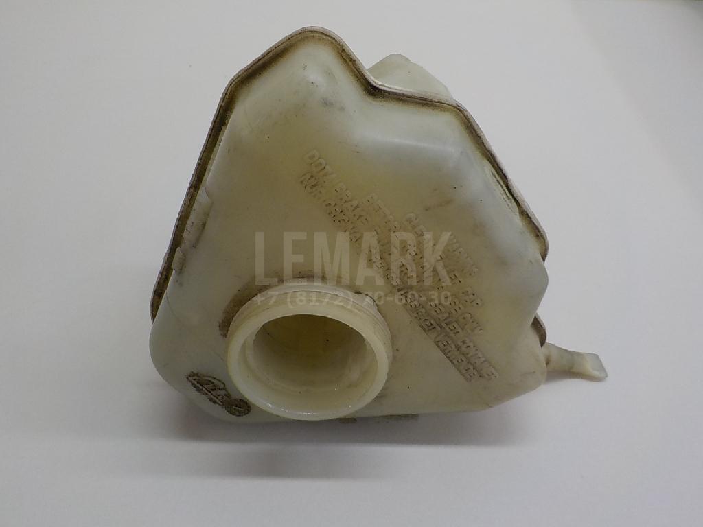 Бачок главного тормозного цилиндра 7L0611303 VAG