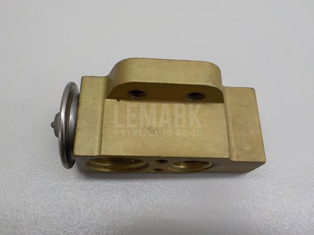 Клапан кондиционера 7L0820679 VAG