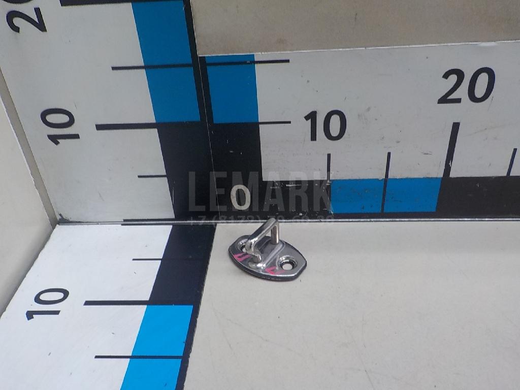 Ответная часть замка двери 3C0837767A VAG