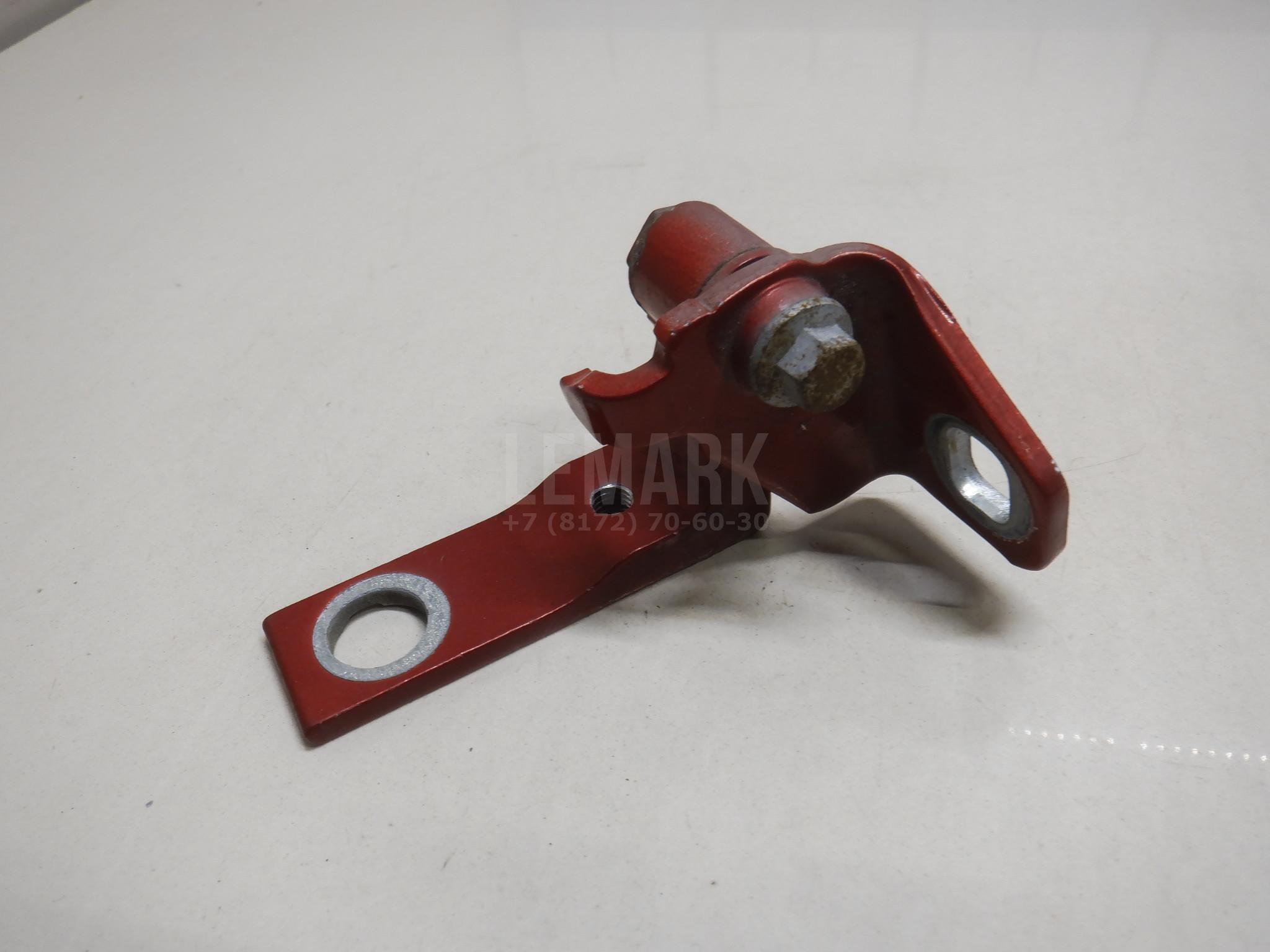 Петля двери задней правой нижняя 1781668 Ford