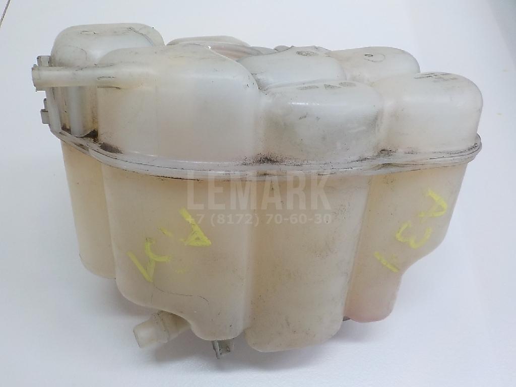 Бачок расширительный 7P0121407 VAG