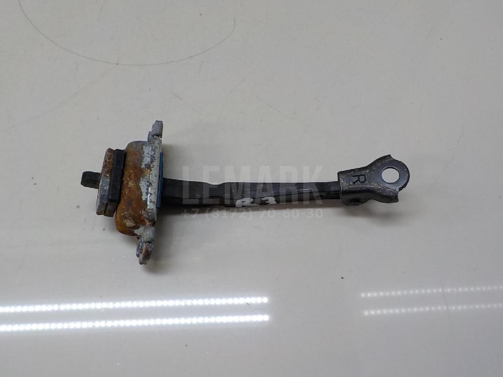 Ограничитель двери 794902B000 Hyundai-Kia
