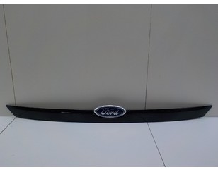 Накладка двери багажника для Ford Focus II 2008-2011 б/у состояние удовлетворительное