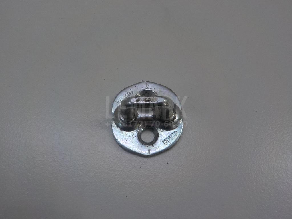 Ответная часть замка двери 813501D000 Hyundai-Kia