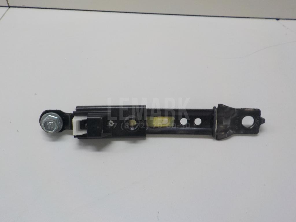 Механизм регулировки ремня безопасности 888902P000 Hyundai-Kia