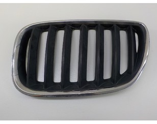 Решетка радиатора левая для BMW X5 E53 2000-2007 с разбора состояние удовлетворительное