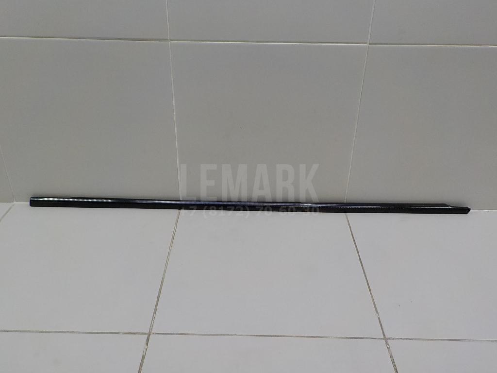 Накладка стекла заднего левого